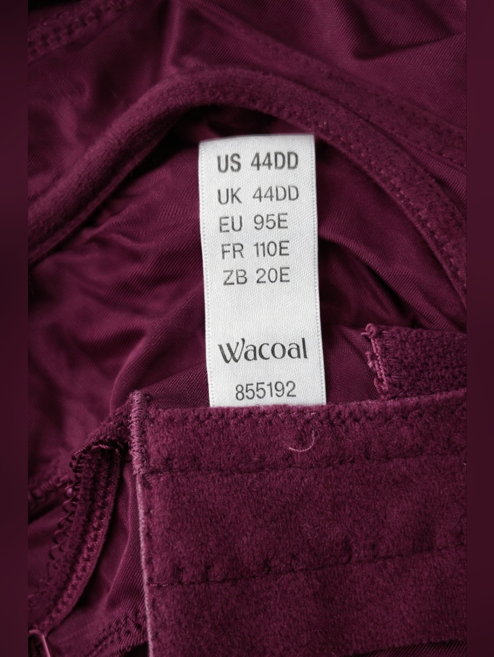 Plus Size Wacoal Full-Coverage Bra in Burgundy Size 44DD - Picture 4 of 4
